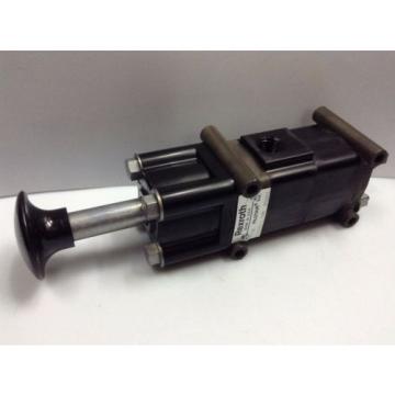 PD-020031-00500 Japan Singapore Rexroth Type &#039;D&#039; Pilotair® 2 Way Push/ Spring Air Valve, 1/4&#034;