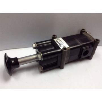 PD-020031-00500 Japan Singapore Rexroth Type &#039;D&#039; Pilotair® 2 Way Push/ Spring Air Valve, 1/4&#034;