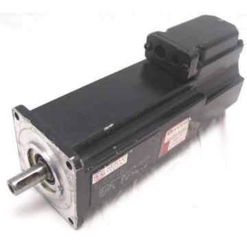 INDRAMAT Singapore USA REXROTH   AC SERVO MOTOR  MKD041B-144-KP1-KN    60 Day Warranty!