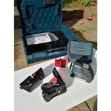 Bosch GLL 3-80 P with accessories