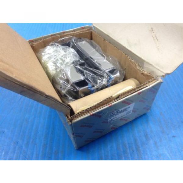 NEW France Korea BOSCH REXROTH R185152210 RUNNER BLOCK &amp; ROLLER RAIL 7210 (U4) #1 image