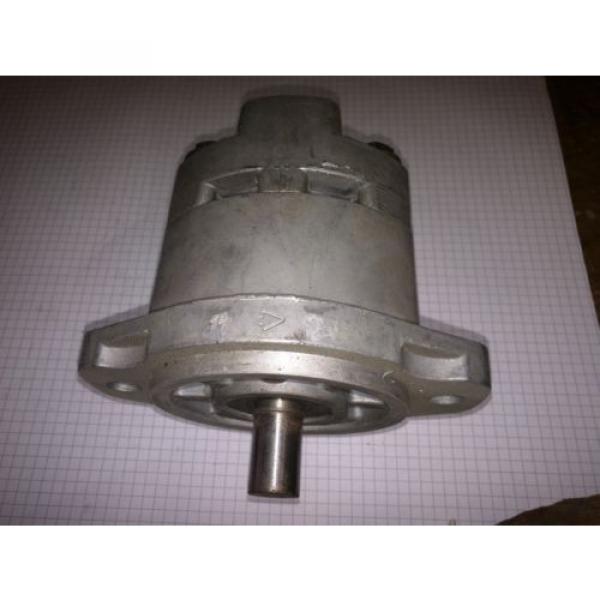 REXROTH China Russia HYDRAULIC PUMP S16S6AH26R GEAR PUMP S16 S6 A H 26 R #1 image