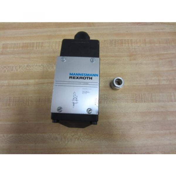 Rexroth China Dutch Bosch Group 4WE10D31/CW110N9A RR00880082 - New No Box #1 image